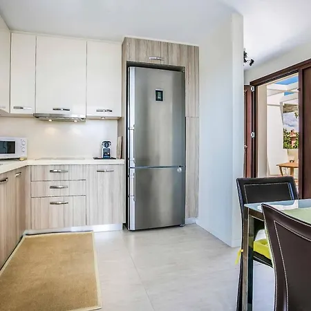 וילה Ai Helis Beach House